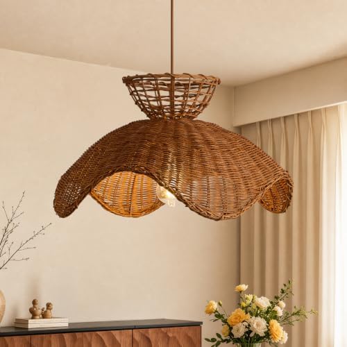 Boho Natural Rattan Pendant Light, 19.7" Scalloped Shade